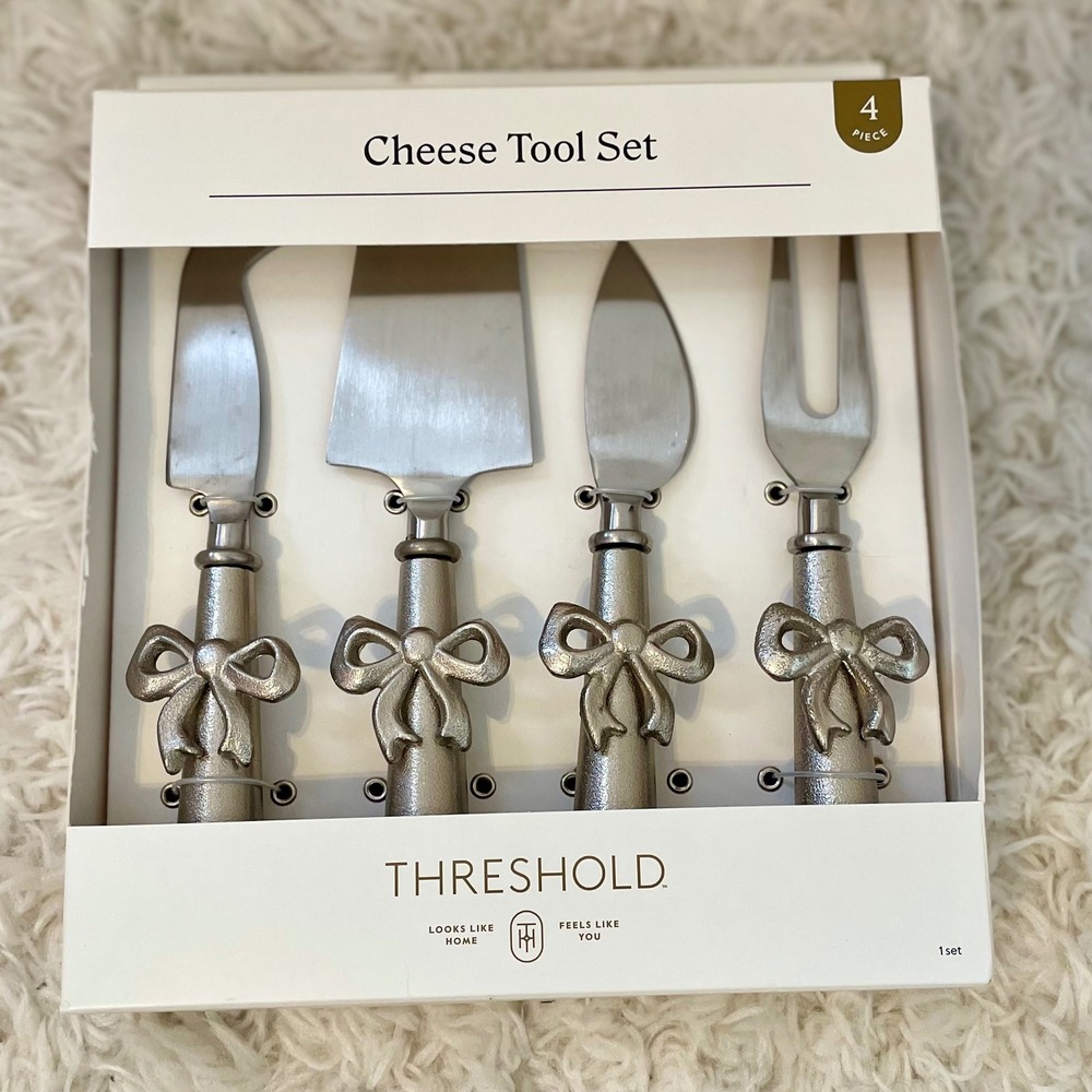 Threshold 4 Piece Cheese Tool Set Silver Bow Detail Stainless Steel‎ Charcuterie